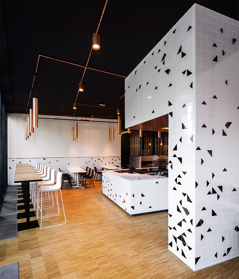 开云（中国） - 桌几|吧台|办公家具|设计师家具|Dizzie 高脚洽谈台